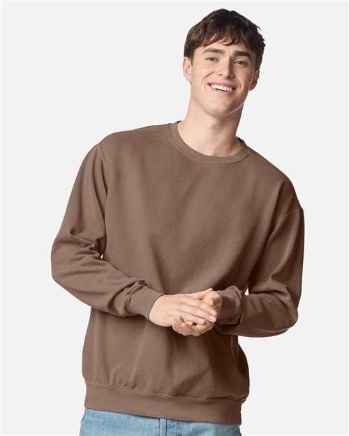 Unisex Garment-Dyed Crewneck Sweatshirt