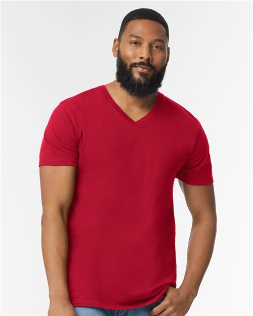 Unisex Softstyle® V-Neck T-Shirt Gildan