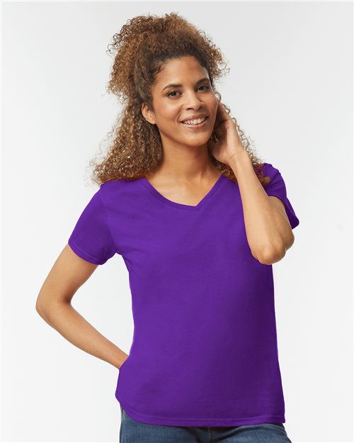 Women's Heavy Cotton™ V-Neck T-Shirt Gildan