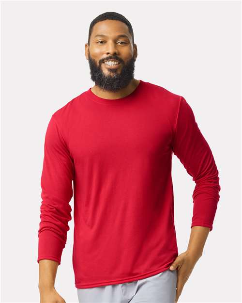 Unisex Performance® Long Sleeve T-Shirt Gildan Red