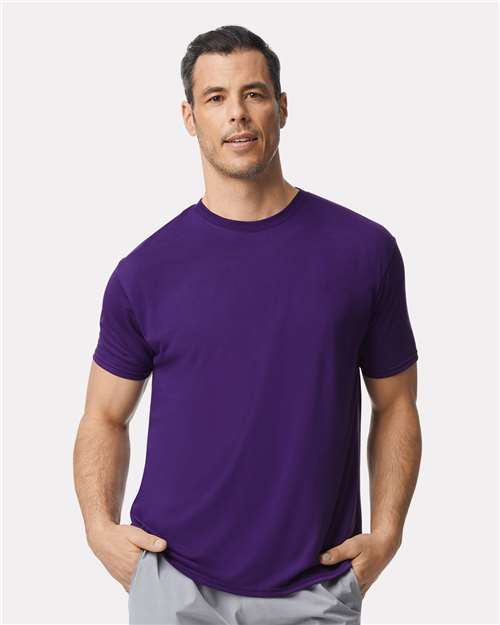 Unisex Performance® T-Shirt Gildan Purple