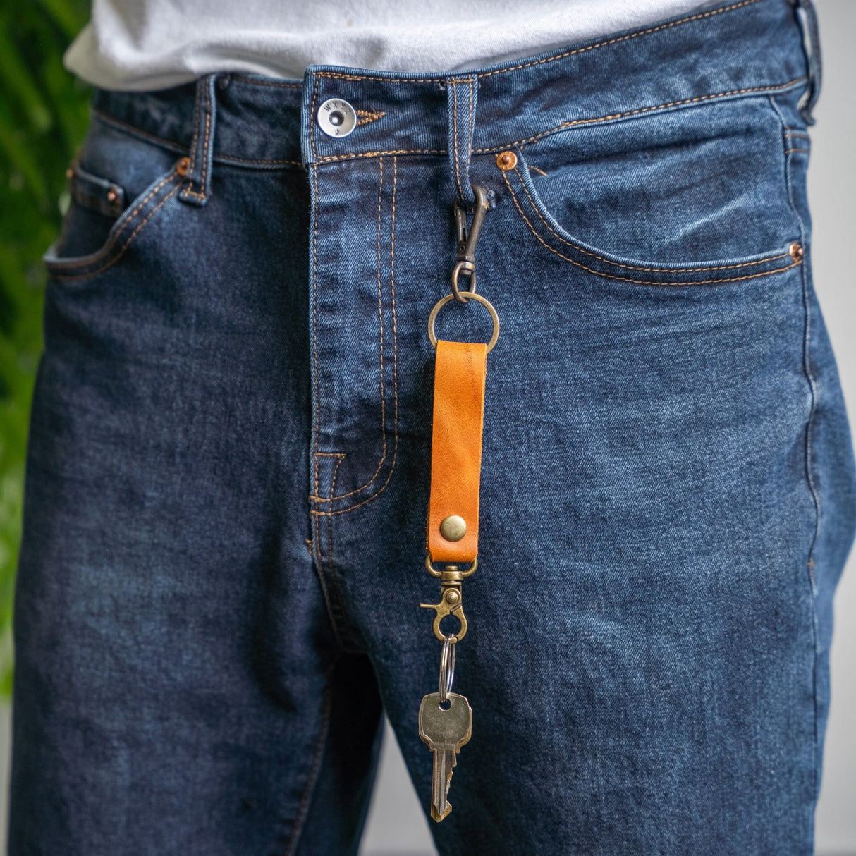 Custom Engraved Leather Keychain – Hook Transfer Kingdom