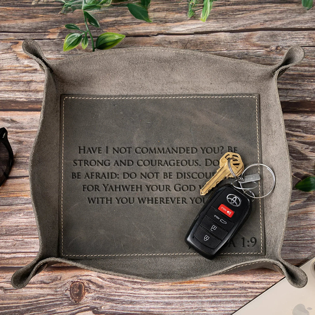 Custom Engraved Leather Tray