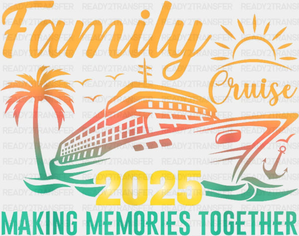 Family Cruise 2025 Yellow & Green - Vacation DTF Transfer